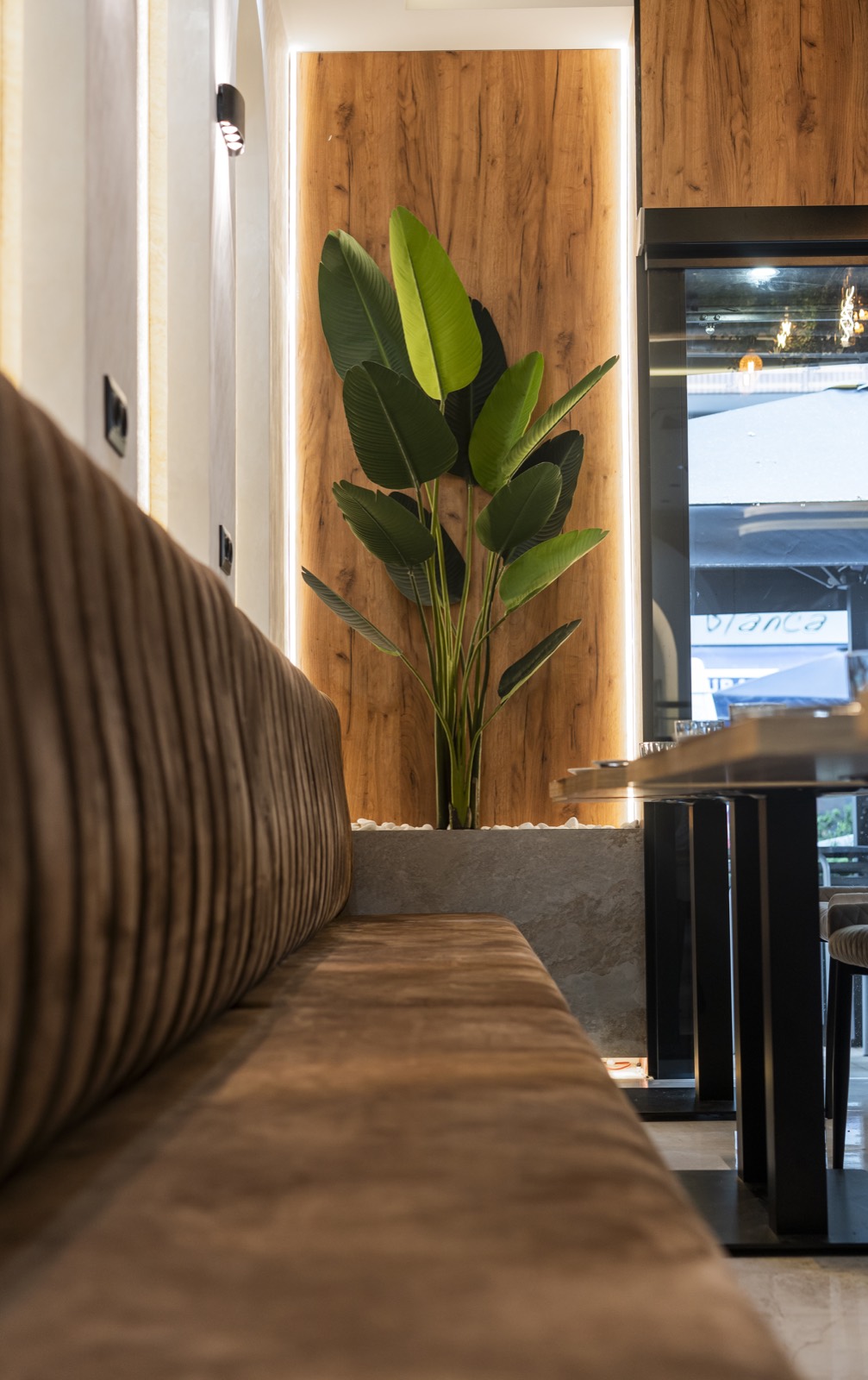 Ambiente acogedor en Nayam, Poblenou Barcelona